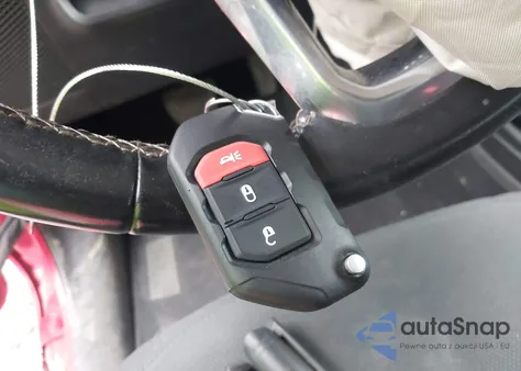 2021 Jeep Wrangler Unlimited Sahara 4X4 из США, поврежденный, VIN 1C4HJXENXMW592247